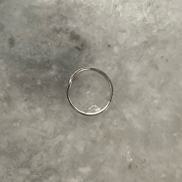 Pura Vida Sterling Silver Wave Ring - Picture 10 of 11